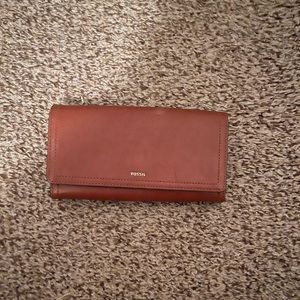 Fossil Logan Leather